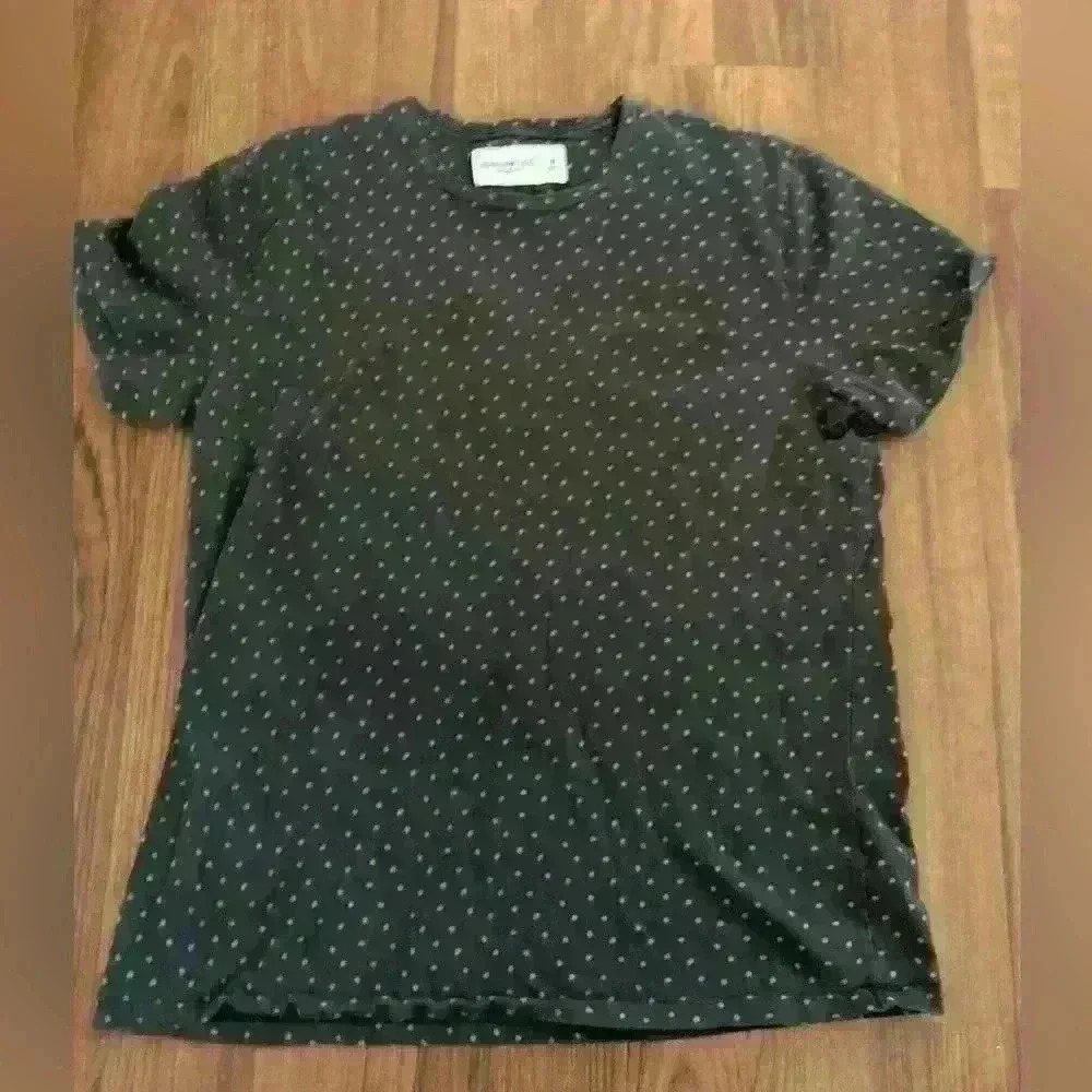 Women’s medium Abercrombie and Fitch short sleeve tshirt